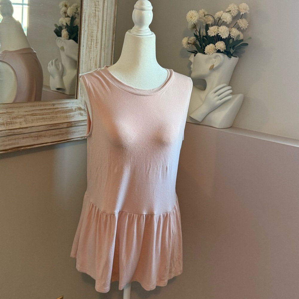 Nine West Women’s Medium Pink Sleeveless‎ Peplum Top